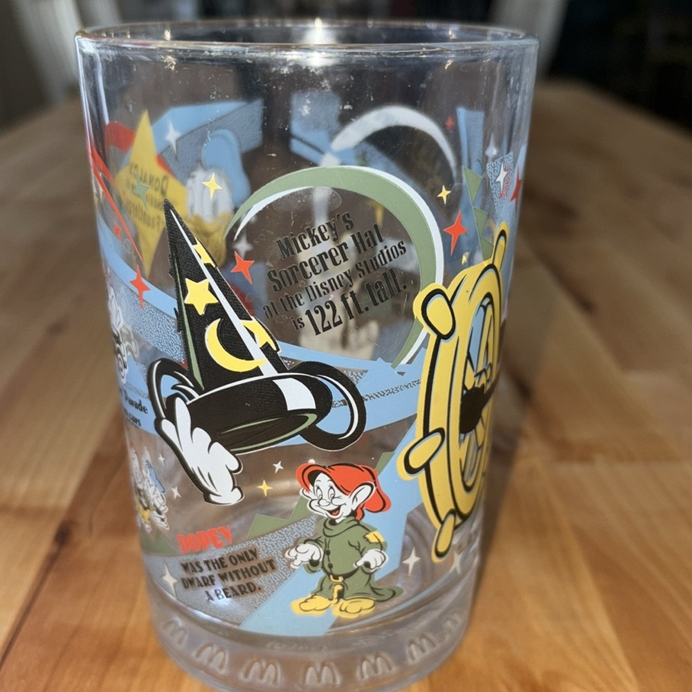 Disney World 100 Year Anniversary McDonald's Collectors Glass 2000 Collectible - Picture 3 of 8